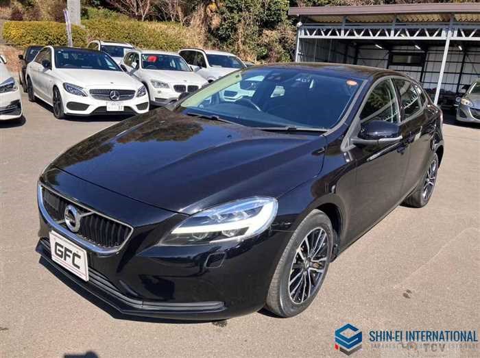2019 Volvo V40