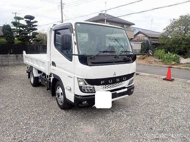 2024 Mitsubishi Canter