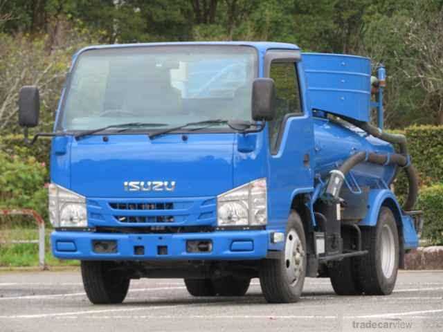 2017 Isuzu Elf