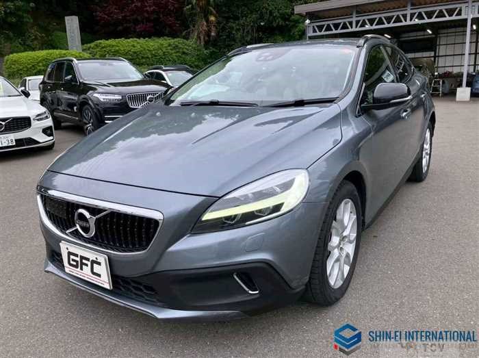2019 Volvo V40
