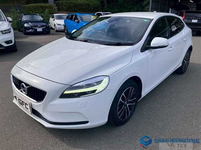 2019 Volvo V40