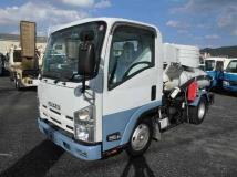 2016 Isuzu Elf