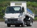 2023 Isuzu Elf