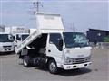 2022 Isuzu Elf