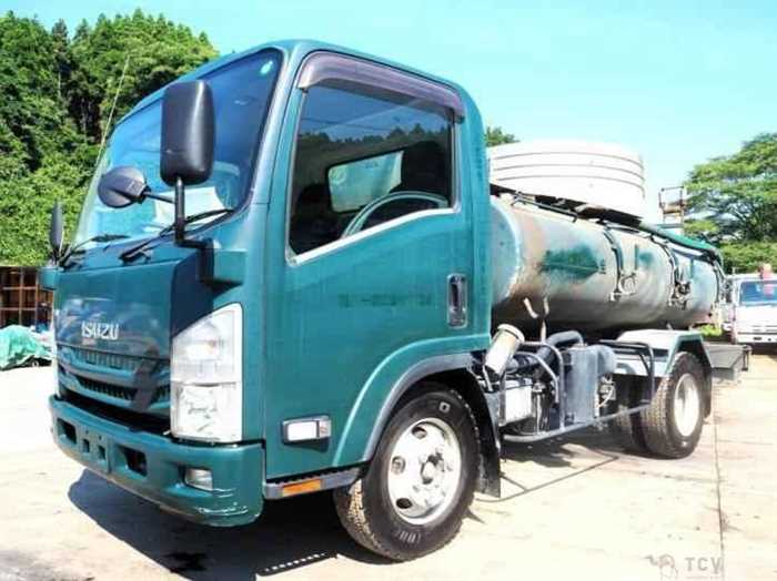 2016 Isuzu Elf