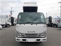 2023 Isuzu Elf