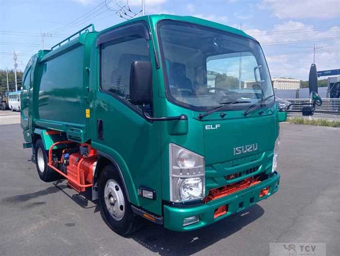 2021 Isuzu Elf