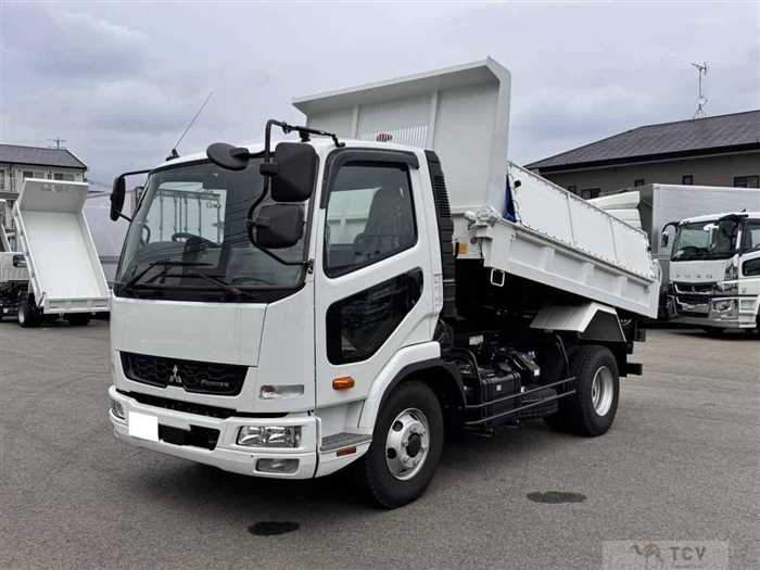 2025 Mitsubishi Fighter