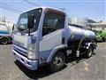 2013 Isuzu Elf