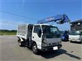 2005 Isuzu Elf