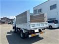 2005 Isuzu Elf