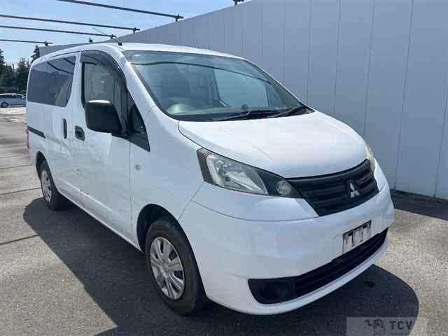 2017 Mitsubishi Delica Van