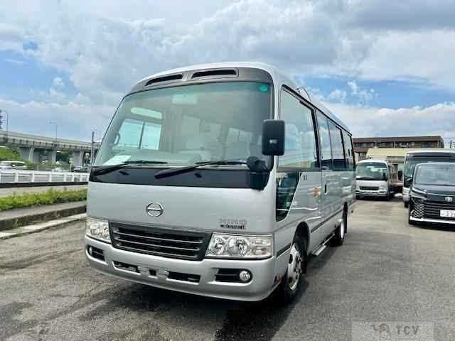 2013 Hino Liesse II