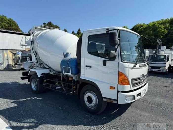 2013 Hino Ranger
