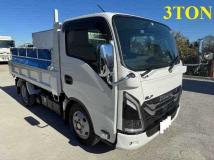 2023 Isuzu Elf