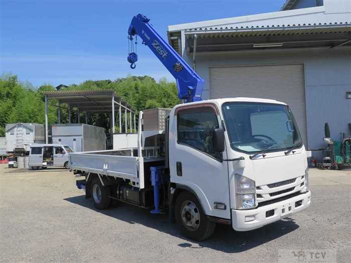 2019 Isuzu Elf