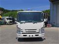 2019 Isuzu Elf