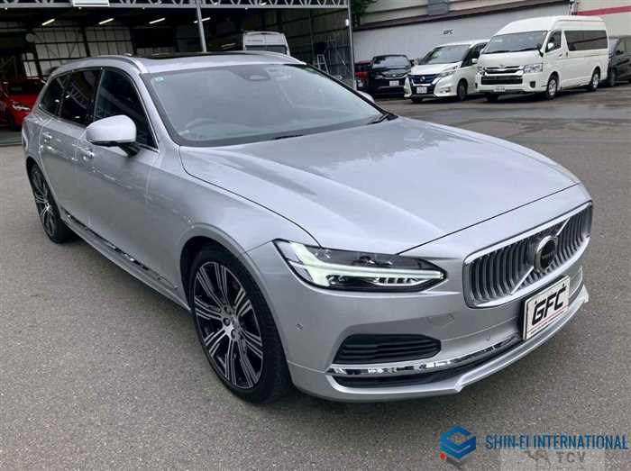 2021 Volvo V90
