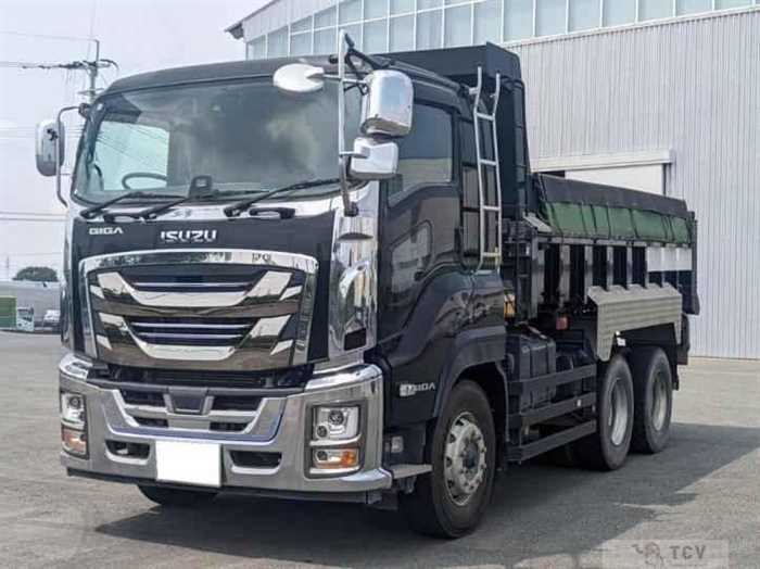 2022 Isuzu GIGA