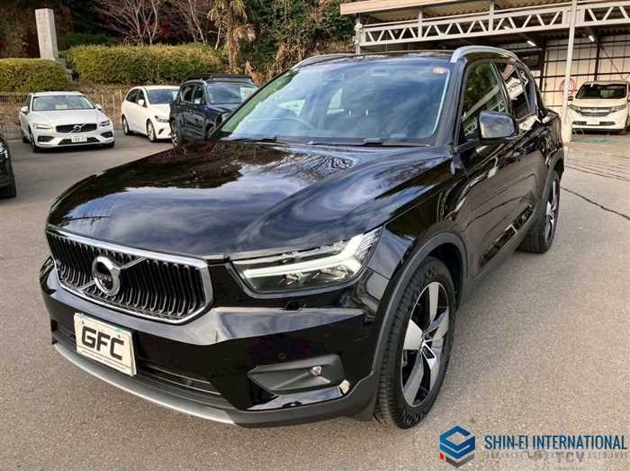 2021 Volvo XC40