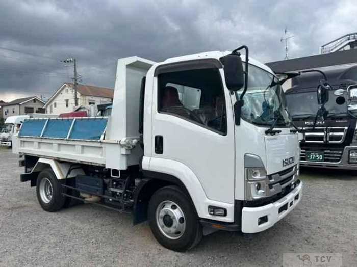2023 Isuzu FORWARD