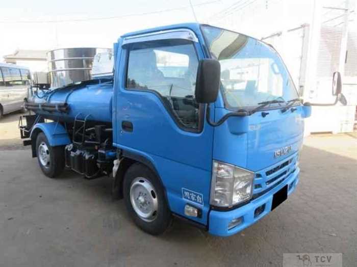 2016 Isuzu Elf