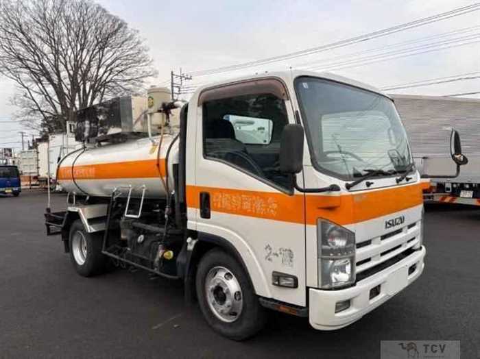 2008 Isuzu Elf
