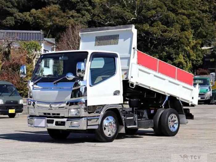 2020 Mitsubishi Canter