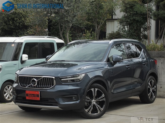 2021 Volvo XC40