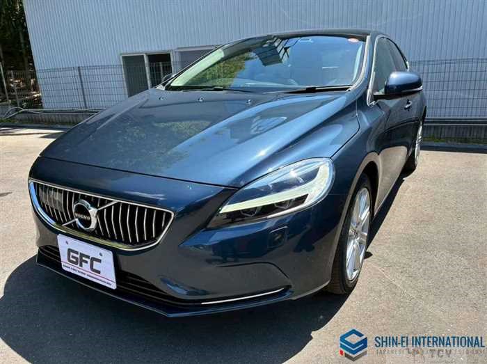 2020 Volvo V40