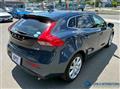2020 Volvo V40