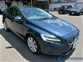 2020 Volvo V40