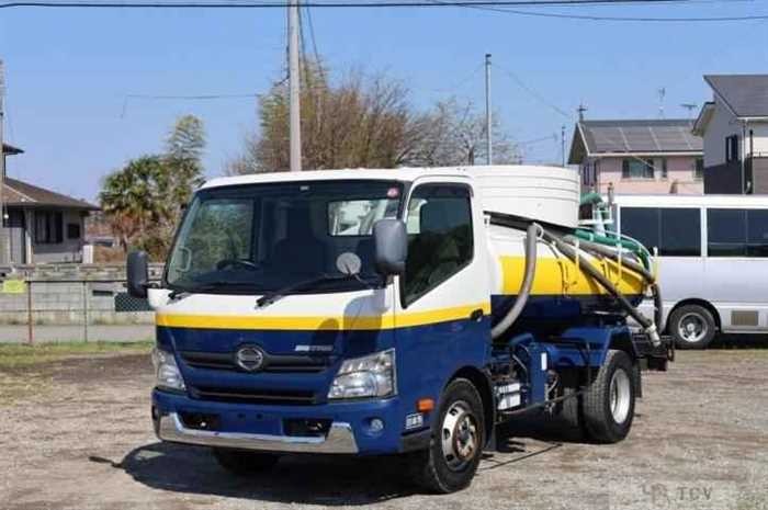 2017 Hino Dutro