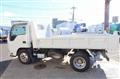 2016 Isuzu Elf