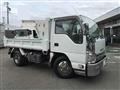2011 Isuzu Elf