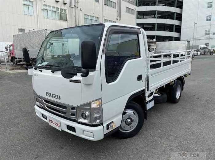 2023 Isuzu Elf
