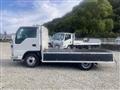2022 Isuzu Elf