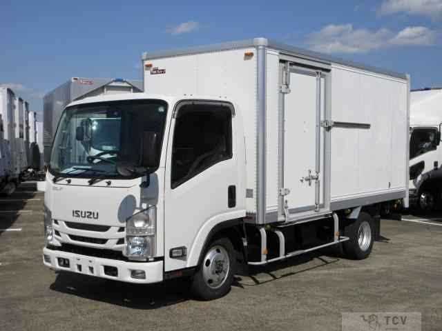 2019 Isuzu Elf