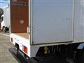 2019 Isuzu Elf