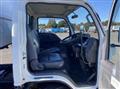 2021 Isuzu Elf