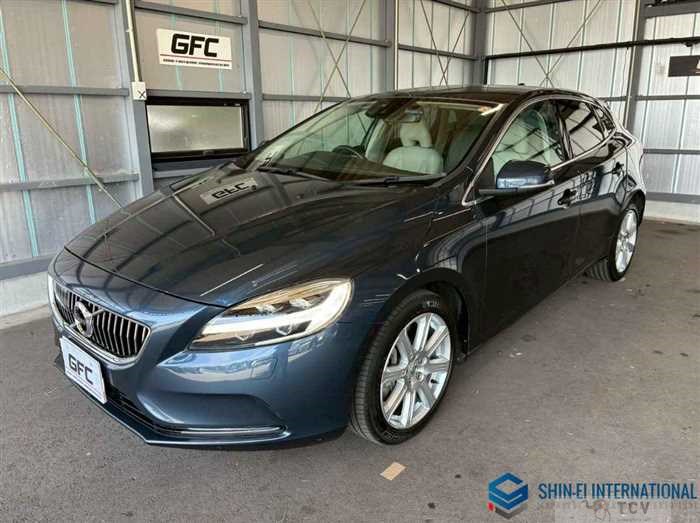 2019 Volvo V40