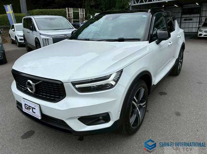 2022 Volvo XC40