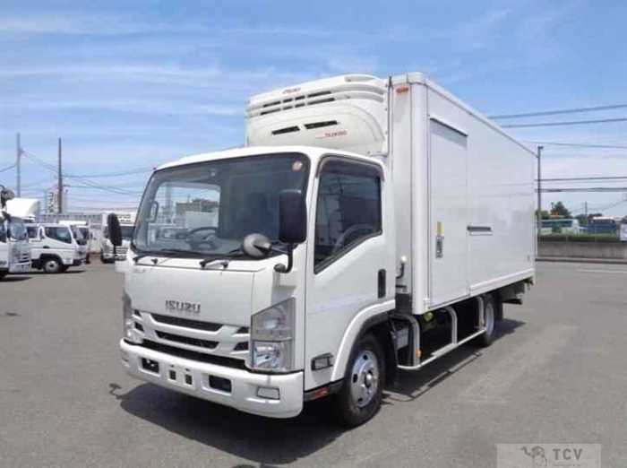 2021 Isuzu Elf