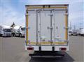 2021 Isuzu Elf