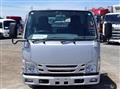 2015 Isuzu Elf