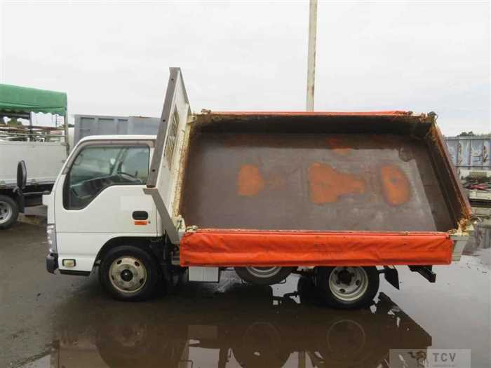 2013 Isuzu Elf