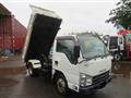 2013 Isuzu Elf