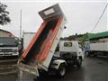 2013 Isuzu Elf