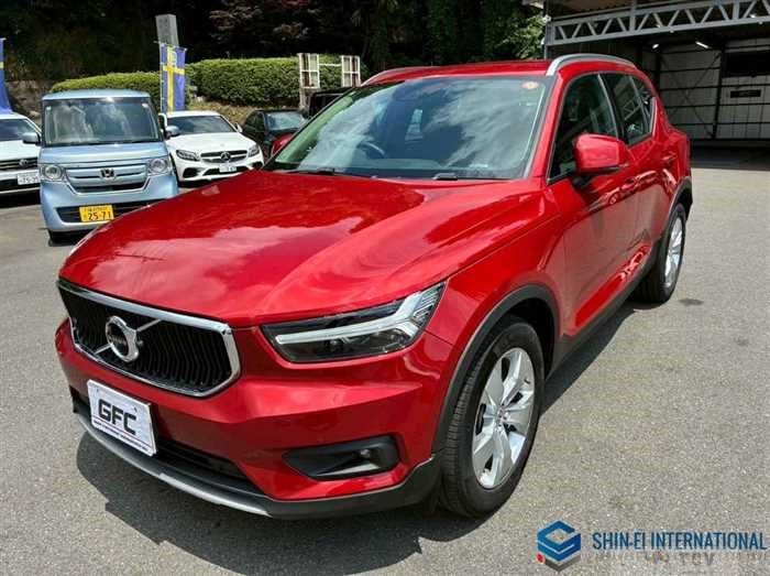 2022 Volvo XC40