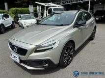 2017 Volvo V40